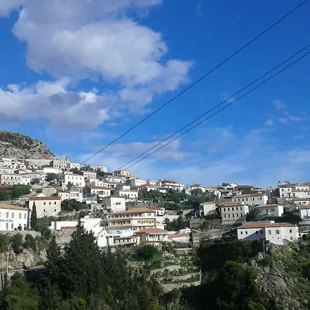 מלון Oasis Drymades 2*