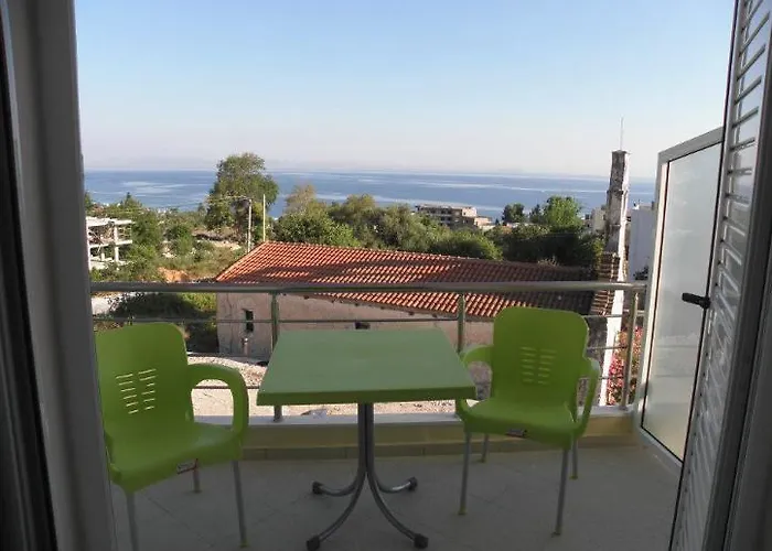 Oasis Drymades Hotel Dhërmi