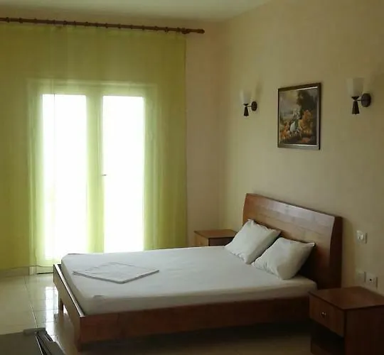 Oasis Drymades Hotel Dhërmi